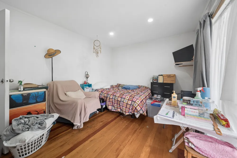 Photos of 315 Massey Road