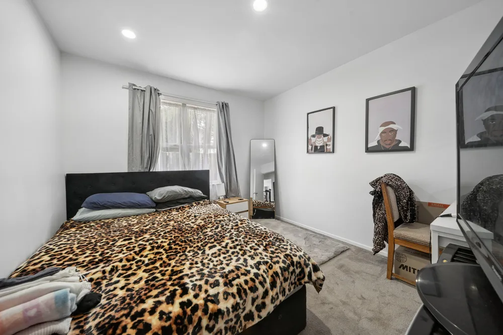 Photos of 315 Massey Road
