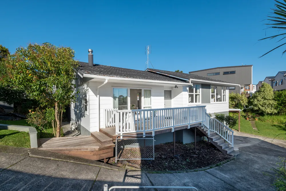 Photos of 8 Silver Birch Rise