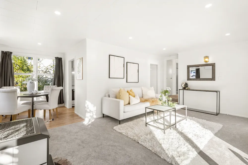 Photos of 8 Silver Birch Rise