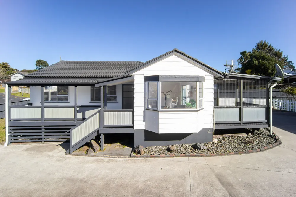 Photos of 37 Claverdon Drive