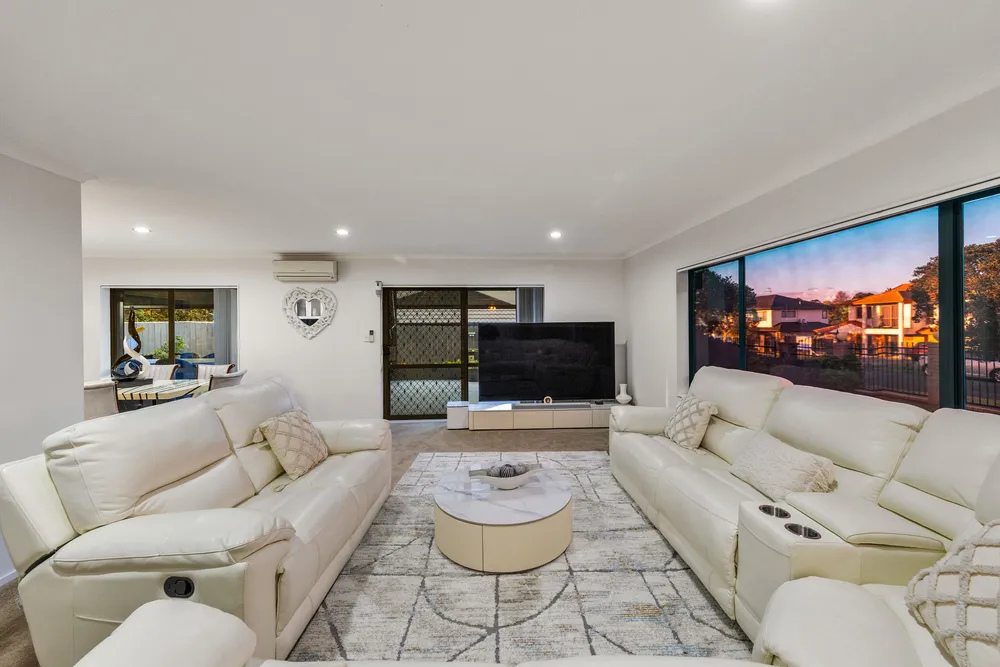 Photos of 47 Peninsula Road