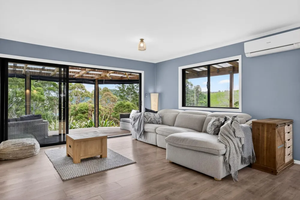 Photos of 1001 Hunua Road