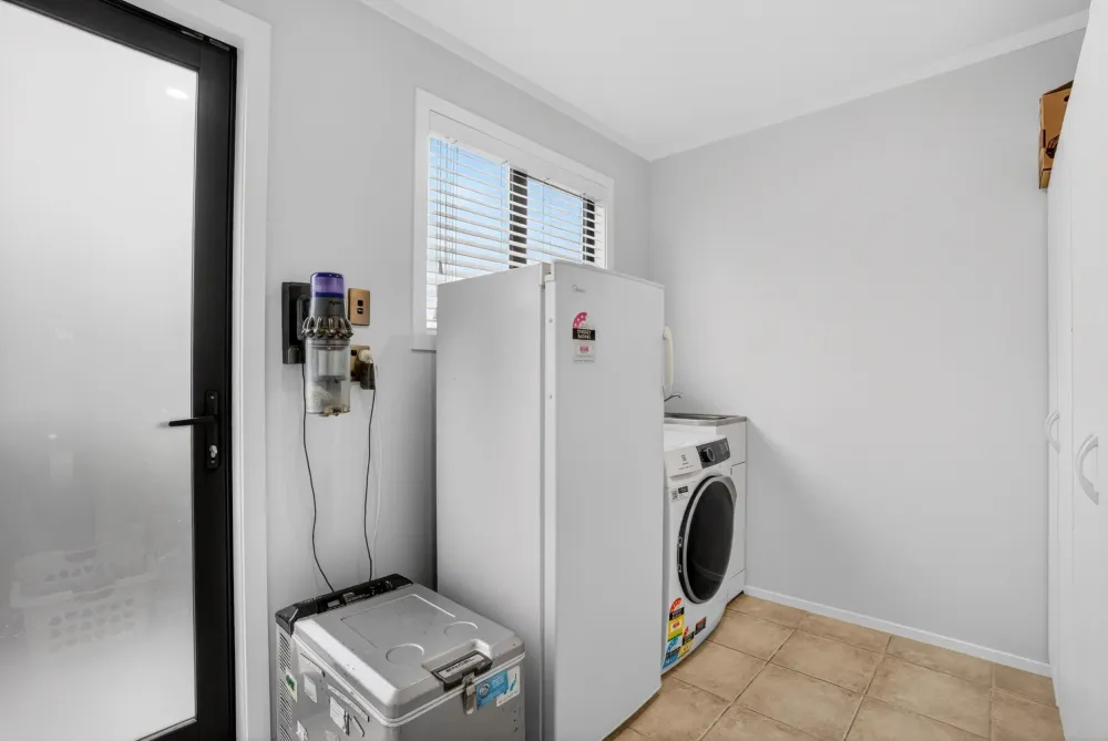 Photos of 1001 Hunua Road