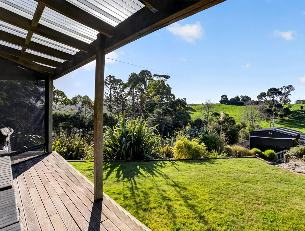 Photos of 1001 Hunua Road