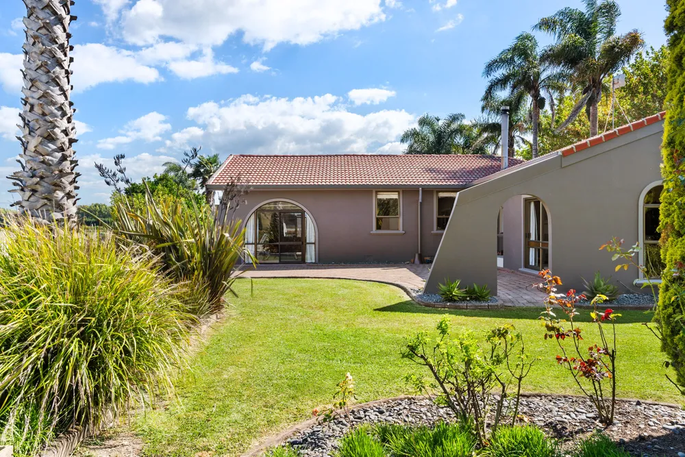 Photos of 35 Bond Road