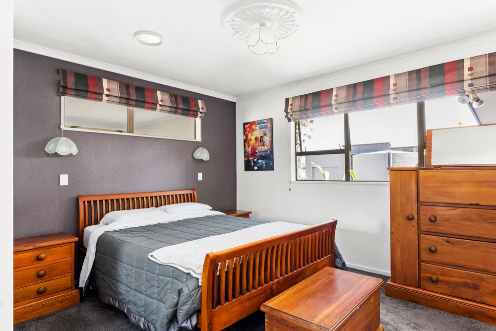 Photos of 35 Bond Road
