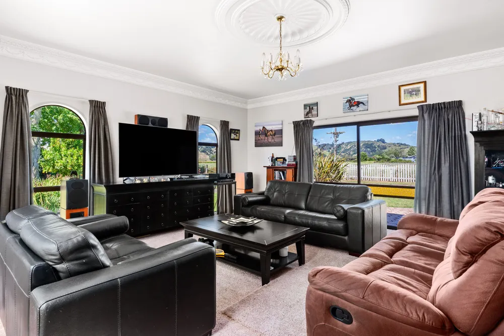 Photos of 35 Bond Road