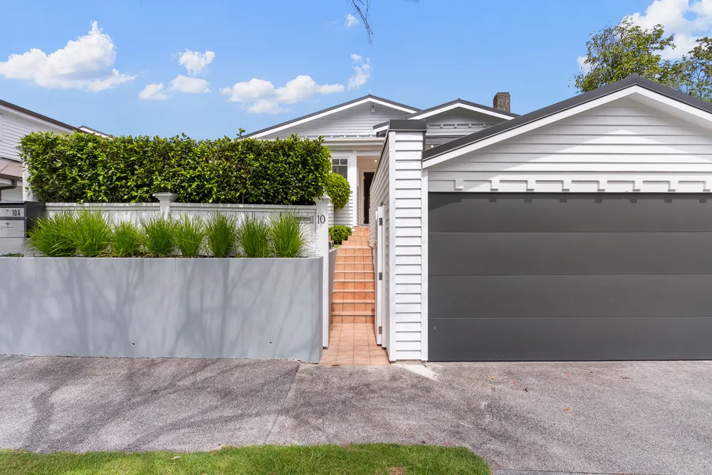 Photos of 10 Peary Road