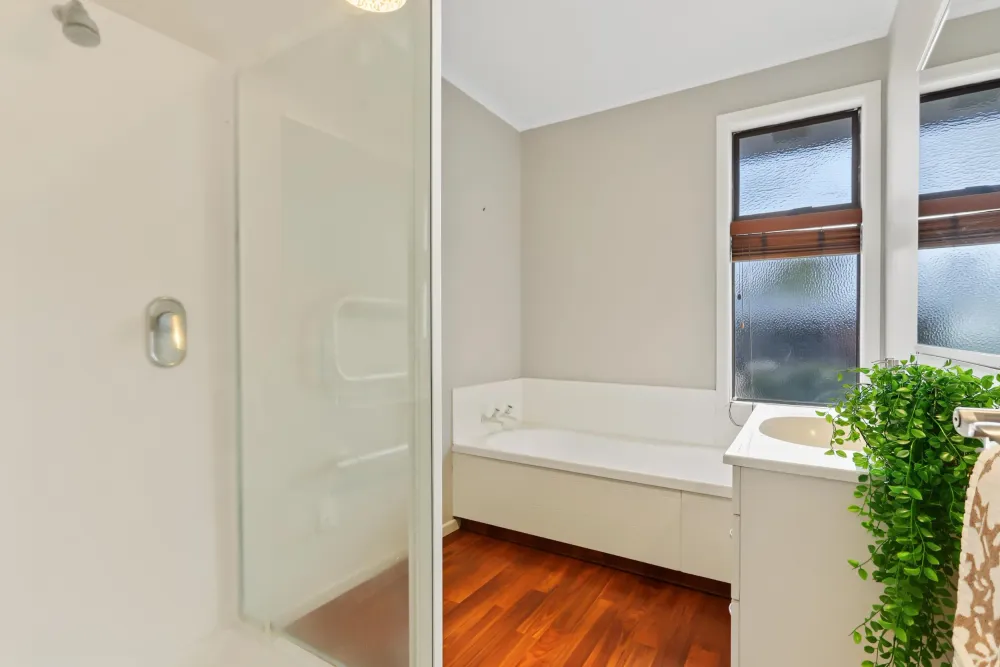 Photos of 4 Motiti Road