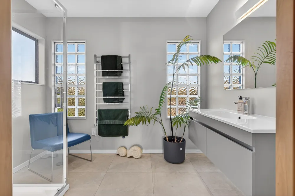 Photos of 16 Greenview Drive