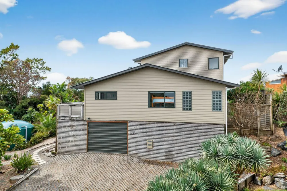 Photos of 16 Greenview Drive
