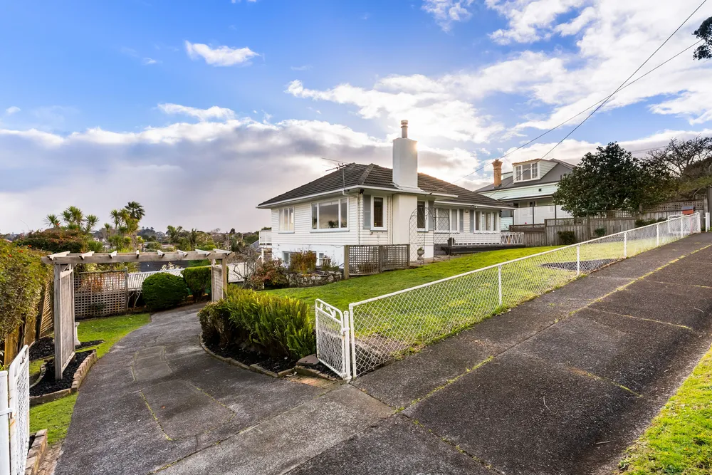 Photos of 30 Huapai Street