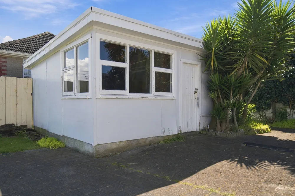 Photos of 2 Spencer Street