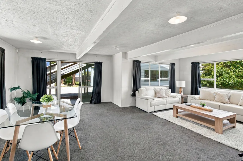 Photos of 2 Spencer Street