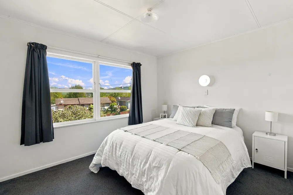Photos of 2 Spencer Street