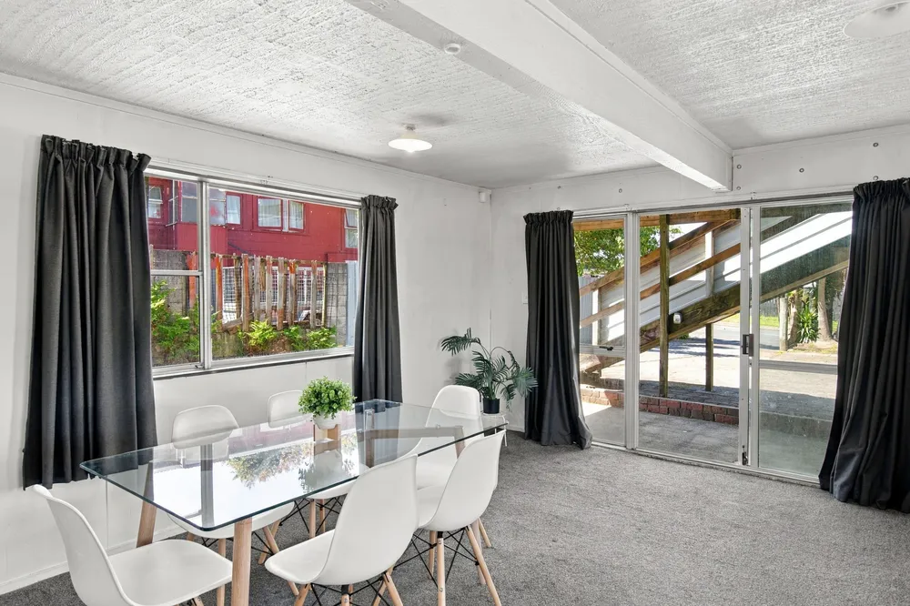 Photos of 2 Spencer Street