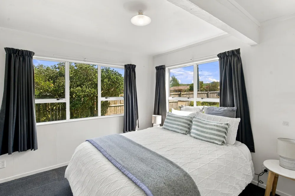 Photos of 2 Spencer Street