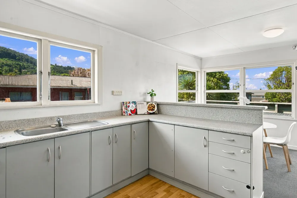 Photos of 2 Spencer Street