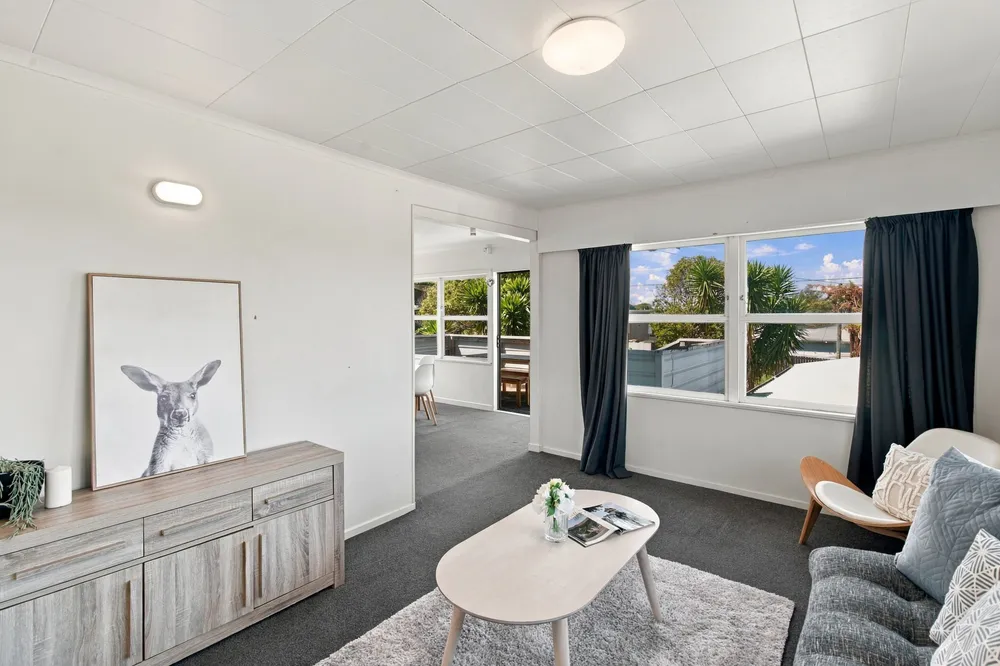 Photos of 2 Spencer Street