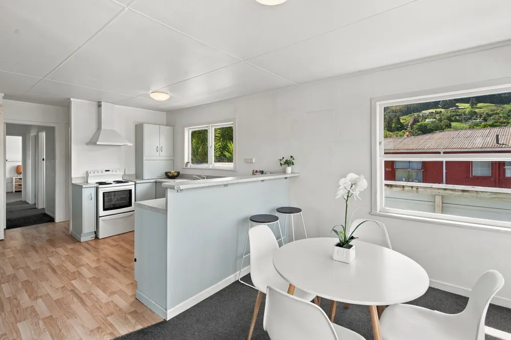 Photos of 2 Spencer Street