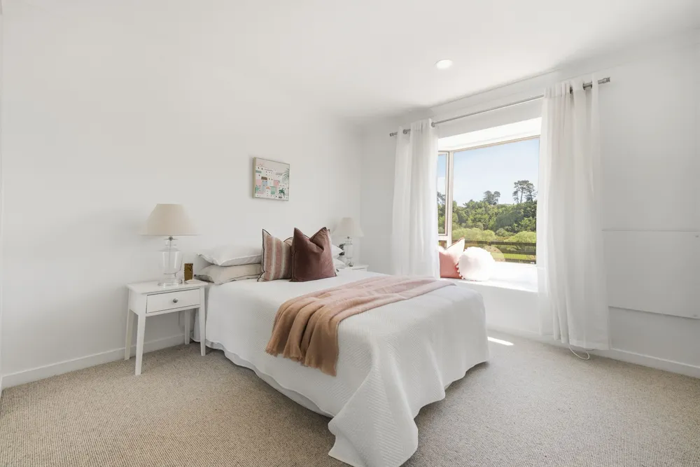 Photos of 19 Waioroi Place