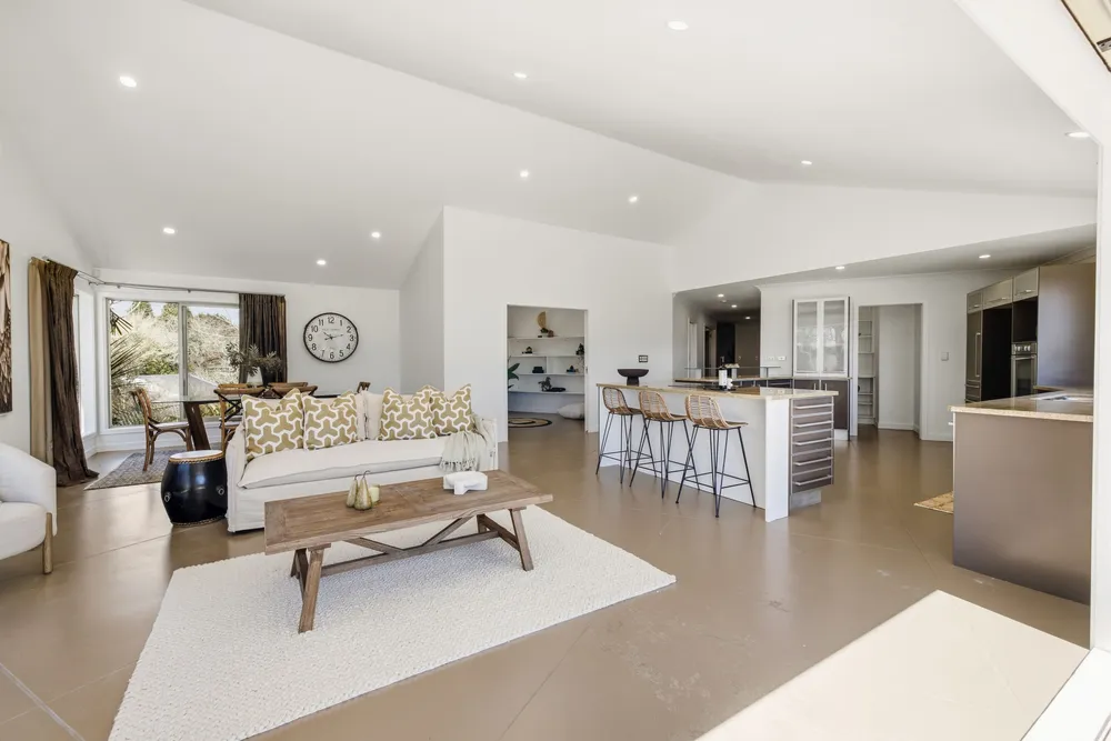 Photos of 19 Waioroi Place