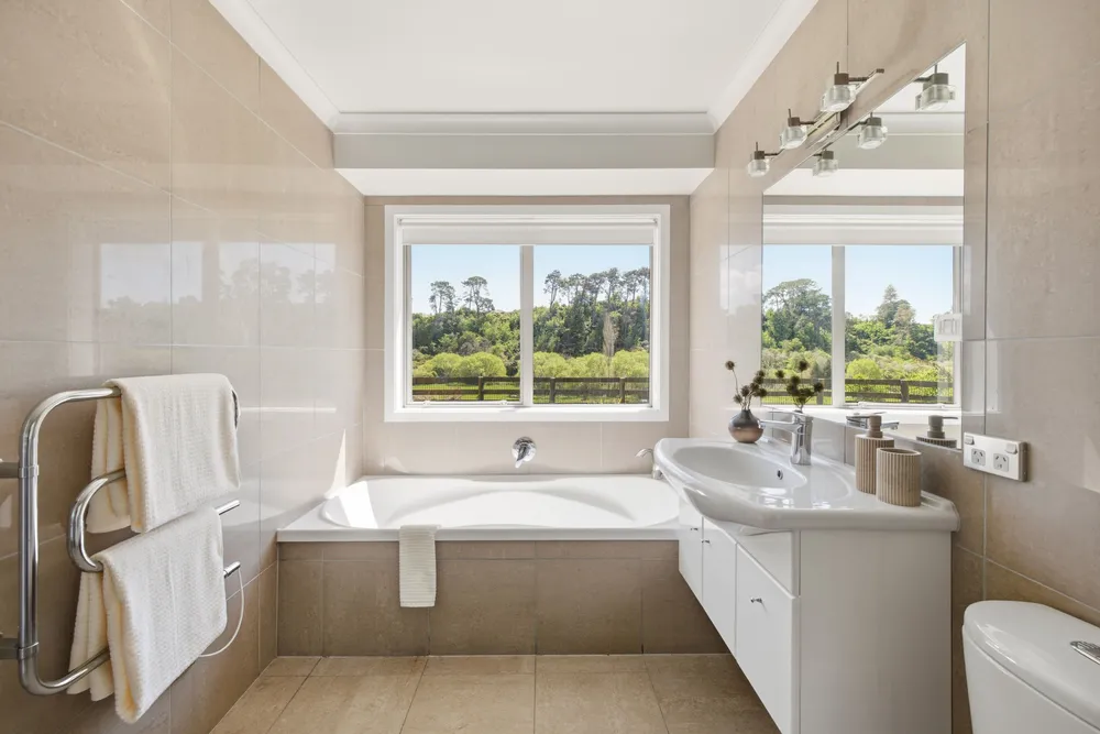 Photos of 19 Waioroi Place