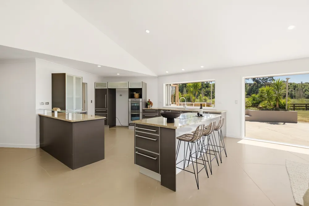 Photos of 19 Waioroi Place