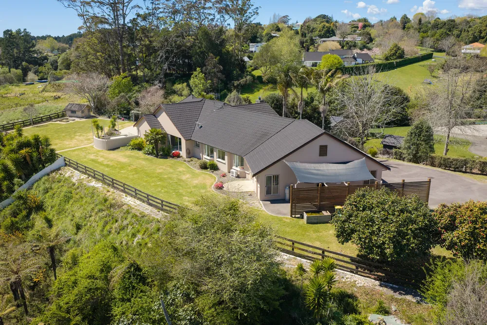 Photos of 19 Waioroi Place