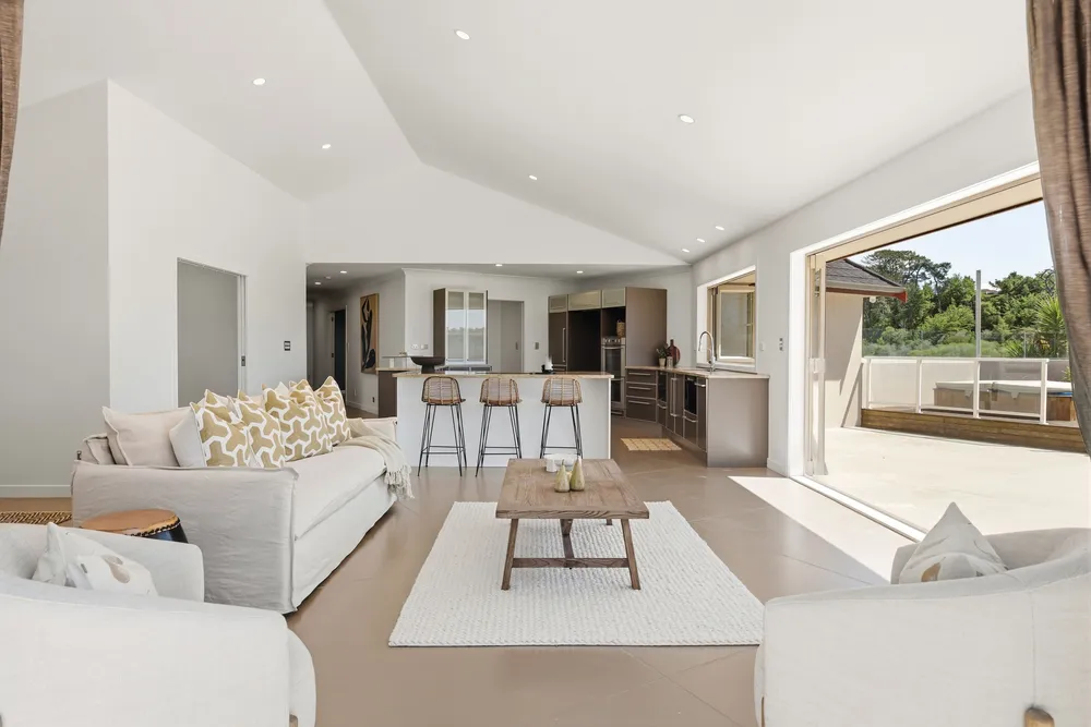 Photos of 19 Waioroi Place