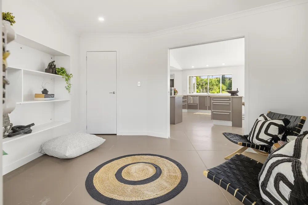 Photos of 19 Waioroi Place