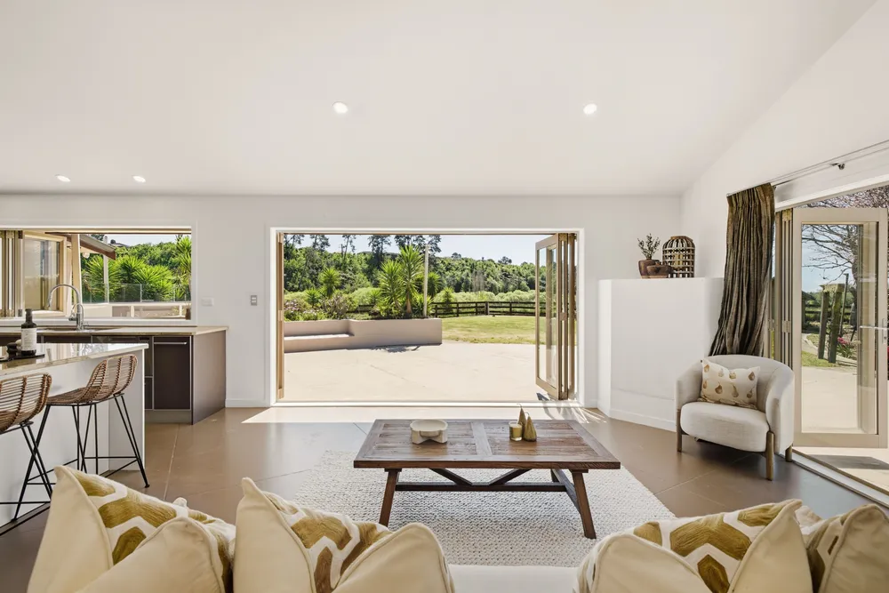 Photos of 19 Waioroi Place