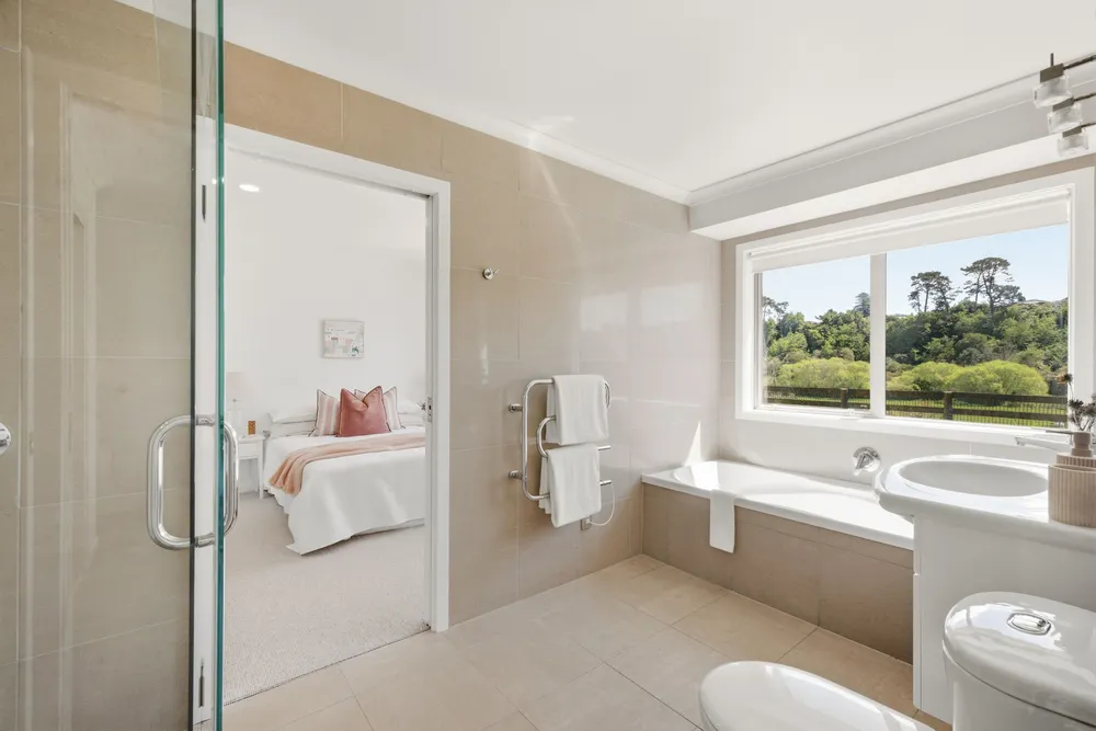 Photos of 19 Waioroi Place