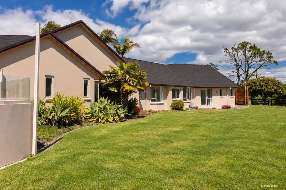 Photos of 19 Waioroi Place