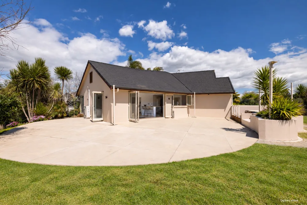 Photos of 19 Waioroi Place
