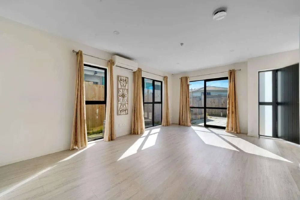 Photos of 77A Cargill Street