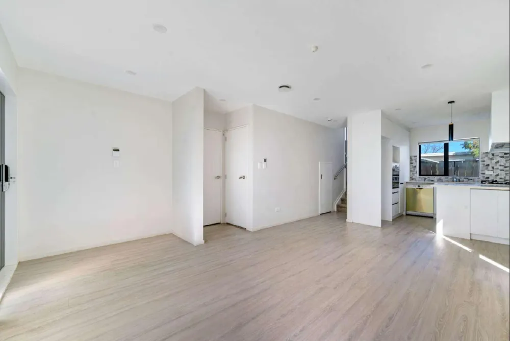 Photos of 77A Cargill Street
