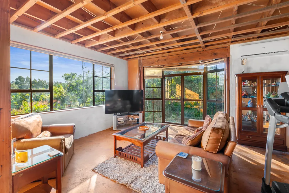 Photos of 18 Valley Road