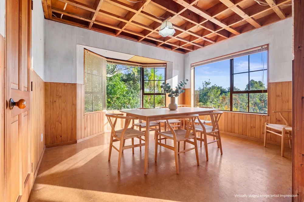 Photos of 18 Valley Road