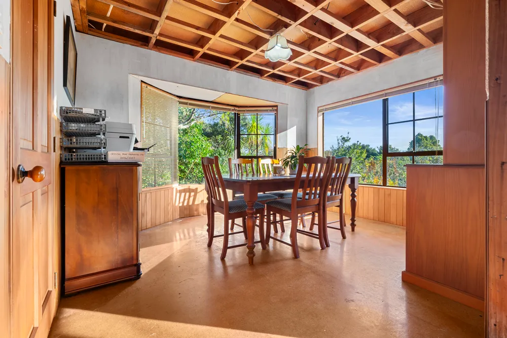 Photos of 18 Valley Road