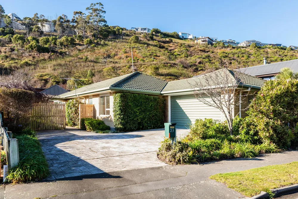 Photos of 23 Basil Place
