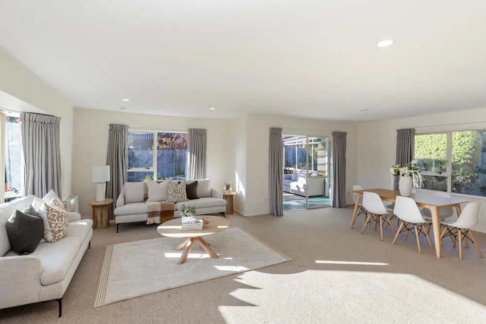 Photos of 23 Basil Place