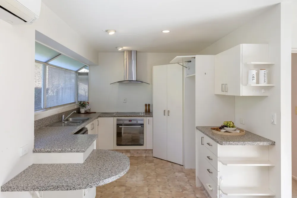 Photos of 23 Basil Place