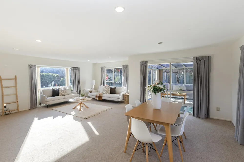 Photos of 23 Basil Place