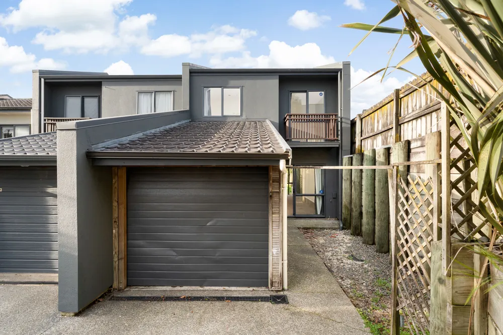 Photos of 49 Rakich Place