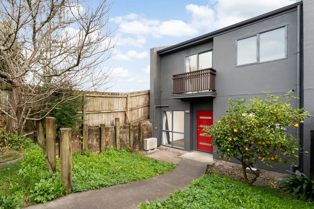 Photos of 49 Rakich Place