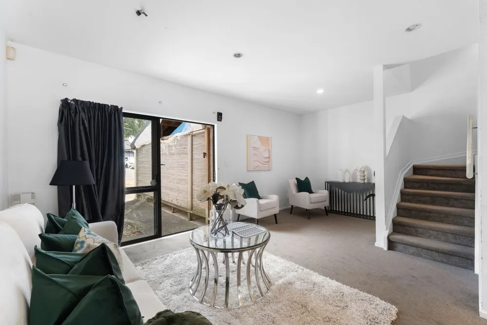 Photos of 49 Rakich Place