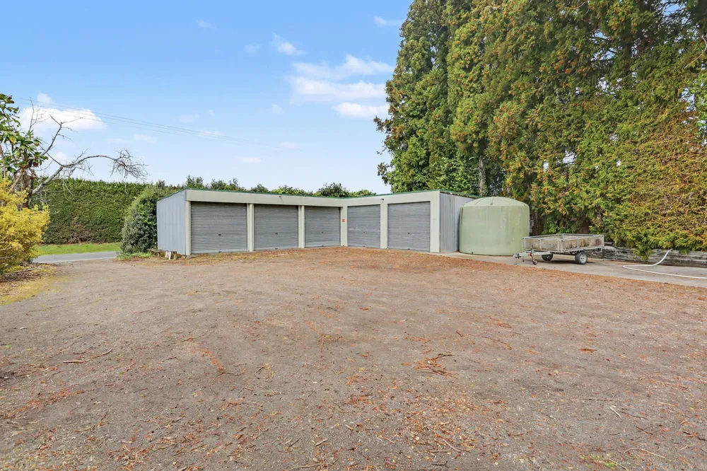 Photos of 1040 Te Matai Road