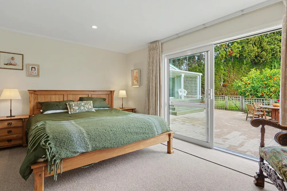 Photos of 1040 Te Matai Road